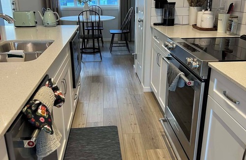 Northeast Edmonton House | Northside Dream Home – Comfortable, Family-Friendly Stay in Edmonton