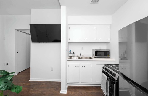 Northside Apartment | Northside Suites 4 – Your Perfect Vacation Haven!