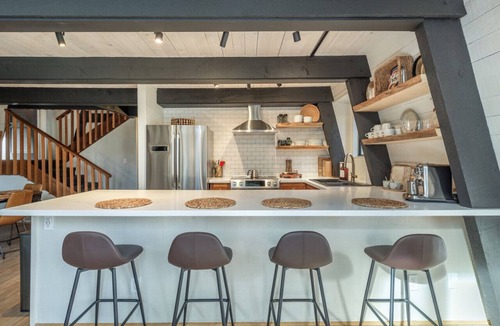 Truckee Cabin | Northstar A-Frame Cabin with Hot Tub | Resort Shuttle, Sleeps 8