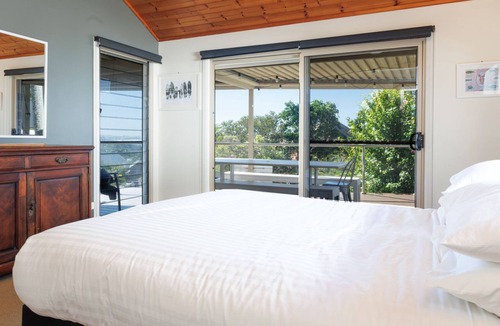 Angourie House | Northview - Pet Friendly