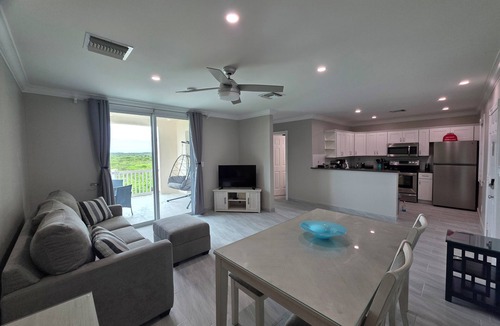 Wheeland Settlement Condo | Northwest Nirvana-Gorgeous & serene. New renovation & listing.