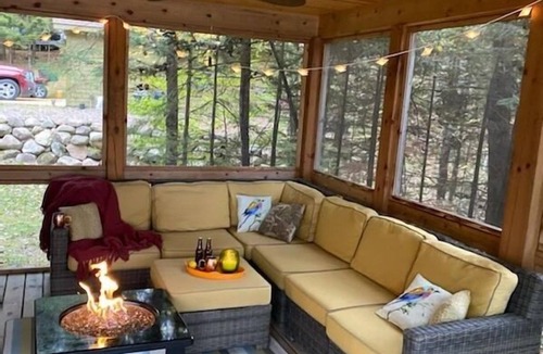 Winter House | Northwoods Tranquility awaits on Blaisdell Lake