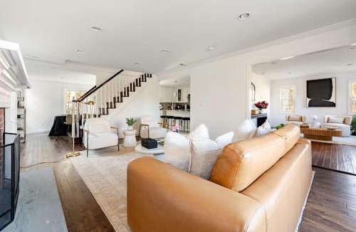 Norwalk House | Norwalk Retreat
