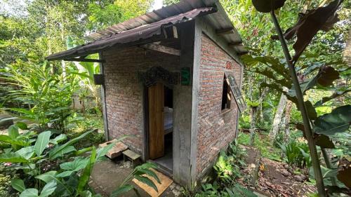 Selemadeg House | Nostalgia Camping Home