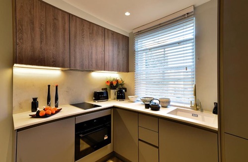 Pembridge Apartment | Notting Hill Studios by DMONTRIO