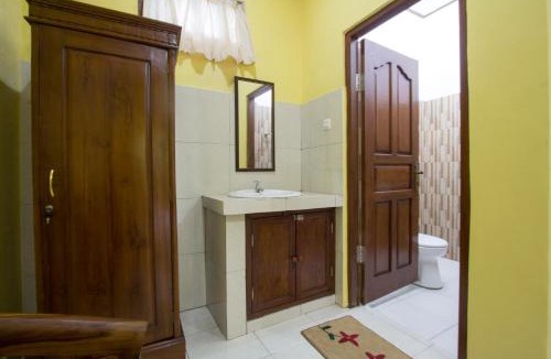 Peliatan House | Nova Homestay Ubud