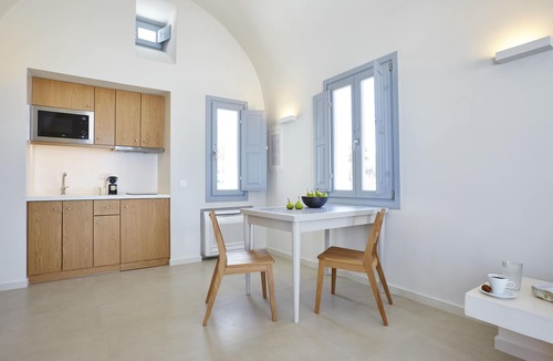 Pyrgos House | Nova Luxury Suites