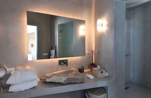 Pyrgos House | Nova Luxury Suites