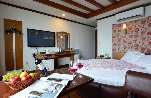 Kunip Hotel | NOVA Motel