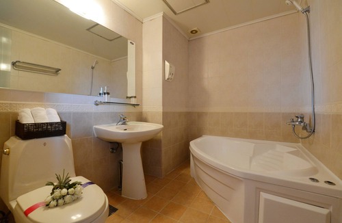 Kunip Hotel | NOVA Motel