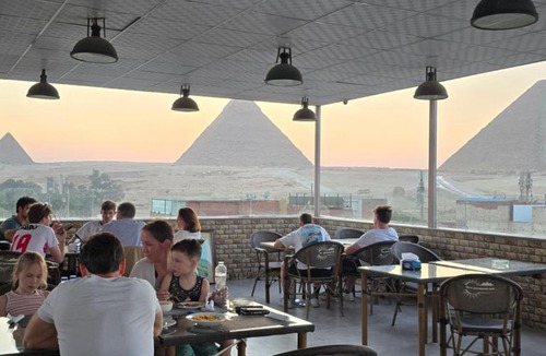 Giza Hotel | nova pyramids inn
