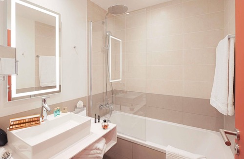 Annemasse Hotel | Novotel Annemasse Centre - Porte de Genève