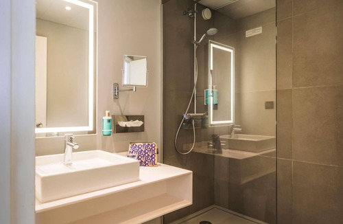La Pierre-Heuze Hotel | Novotel Caen Cote De Nacre
