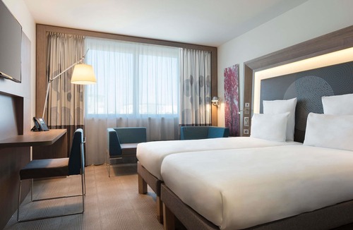 Saint-Denis Hotel | Novotel Paris Stade Basilique