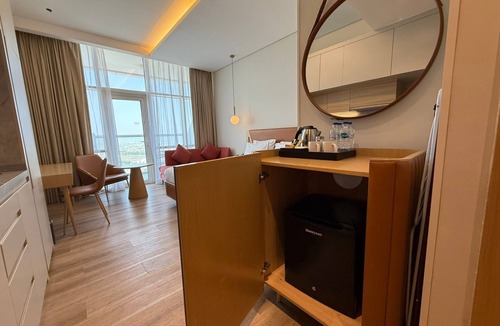 Jumeirah Village Triangle Apartment | Novotel Residence Studio JVT 1417