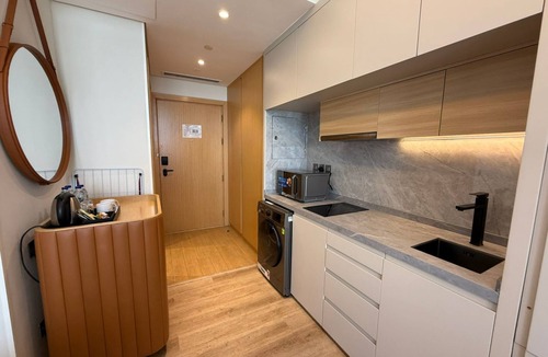 Jumeirah Village Triangle Apartment | Novotel Residence Studio JVT - 1417