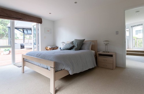 Omaha House | Now available for Anniversary and Waitangi long weekends!!!