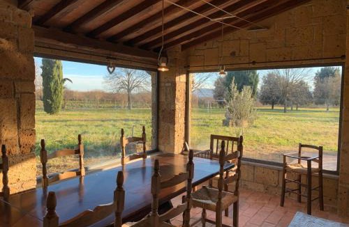 Capranica Villa | Nox Romana Apartments - Capranica VT - Peaceful Rustic Farmhouse near Rome