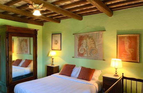 Capranica Villa | Nox Romana Apartments - Capranica VT - Peaceful Rustic Farmhouse near Rome
