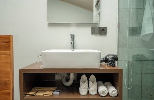 Kedisan Hotel | Noya Hotel