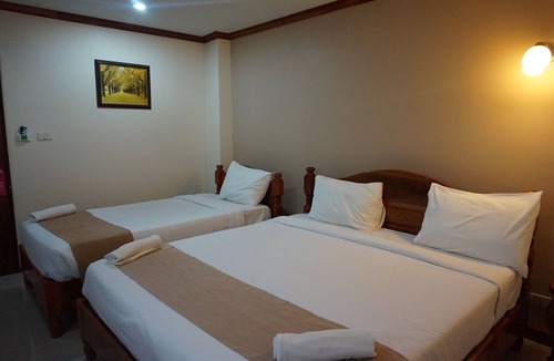 Nakhon Phanom Hotel | NP Residence