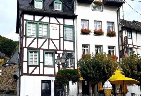 Adenau Apartment | NringRooms am Markt