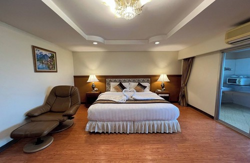Chonburi Hotel | NTK Residence