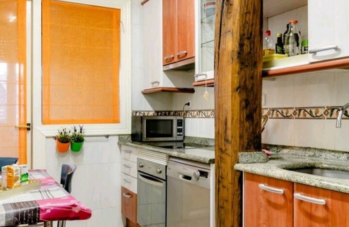 Bilbao Old Town Condo | Nuestro Refugio
