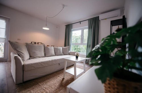 Dumbravita Apartment | Nuez Residence