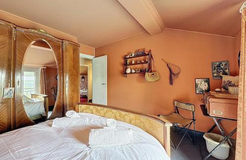 Venteuil Villa | Nuit D'or - Villa des Fleurs - Séjour & Pro