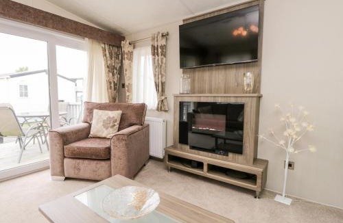 Tewitfield House | Number 10