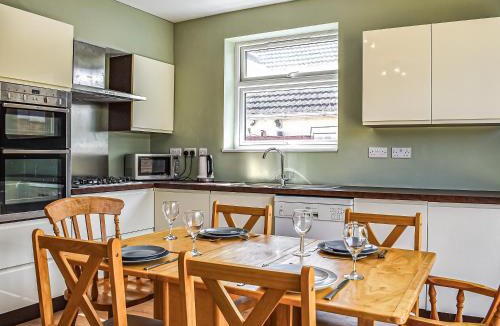 Poole House | Number 12
