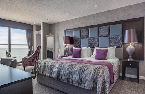 Stonehaven Hotel | Number 44 Hotel & Bar
