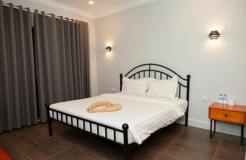 Daun Penh Hotel | Number 9 Hotel