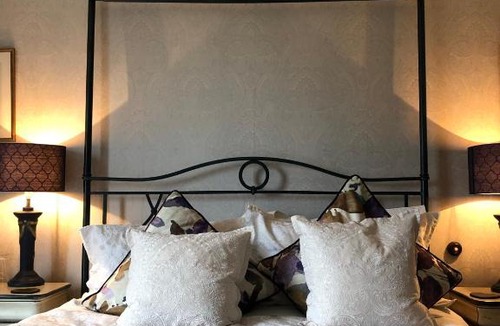 Alverstoke Bed & Breakfast | Number Five