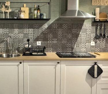 Neuoetting Apartment | NUMMER EiNS