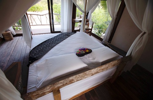 La Veleta Hotel | NUNUM-Luxury Tenting