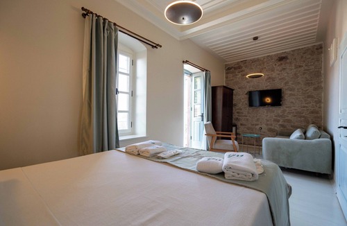 Ayvalik Bed & Breakfast | Nur Hanım Suites