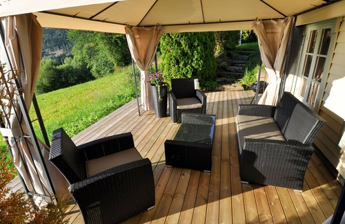 Innvik House | Nystova by Interhome