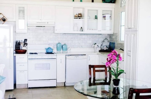 Cabarete Condo | O-1 Gorgeous Beach Condo near shops & nightlife