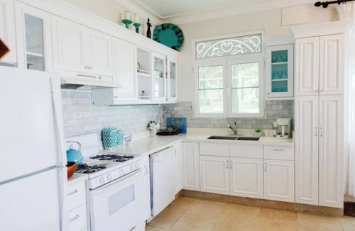 Cabarete Condo | O-1 Gorgeous Beach Condo near shops & nightlife