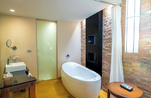 Koregaon Park Hotel | O Hotel Pune