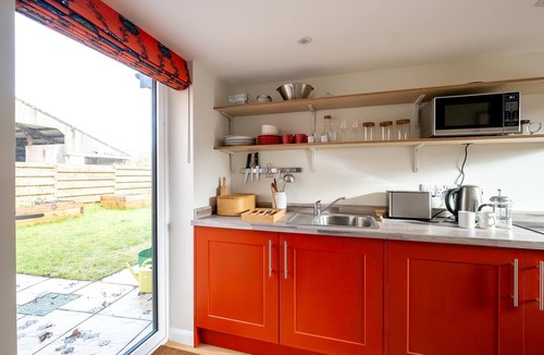 Sweffling Cottage | Oak Barn, Sweffling (sleeps 3) - Close to #aldeburgh #thorpeness #sizewell #saxmundham - Managed by
