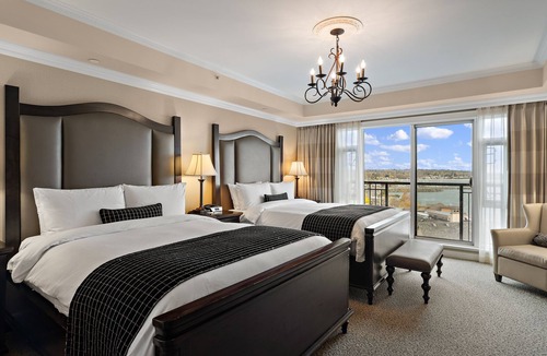 South Oak Bay Resort | Oak Bay Beach Hotel