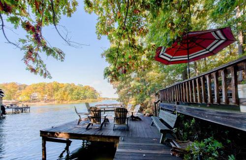 Cats Paw House | Oak Grove Cottage