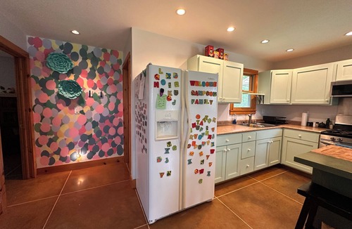 Decorah House | Oak Hill Retreat