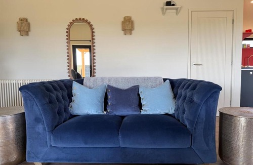 Deepdale House | Oak lodge Stanhoe - Dog friendly