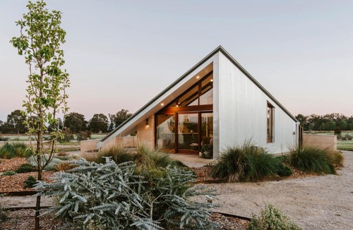 Buckaroo Villa | Oak Studio at Kavillo