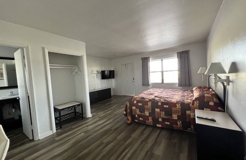 Florida South Atlantic Coast Hotel | Oak Tree Inn