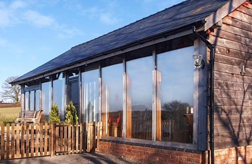 Newtown House | Oak View - Uk31280